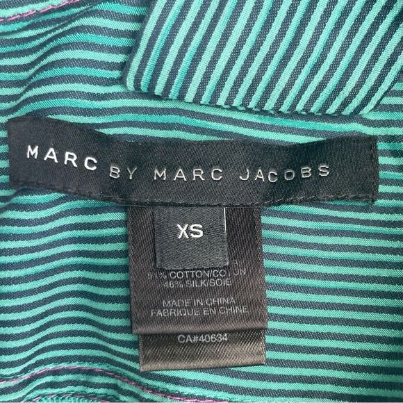 Marc by Marc Jacobs Contrast Pinstripe Sleeveless Blouse - Picture 7 of 9